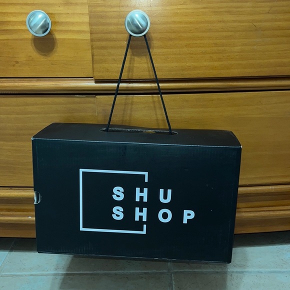 Shu Shop Sneakers - Picture 2 of 5